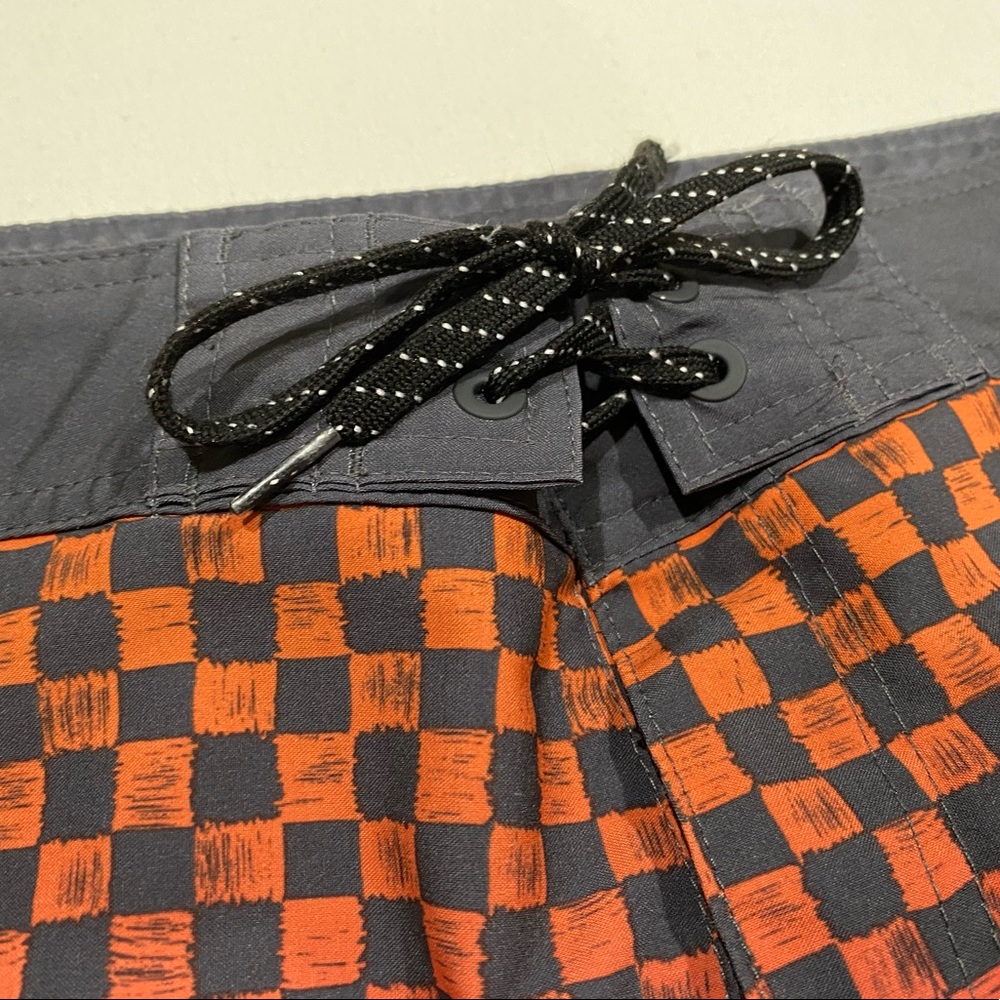 Ocean Current Men Board Shorts - Picture 3 of 6